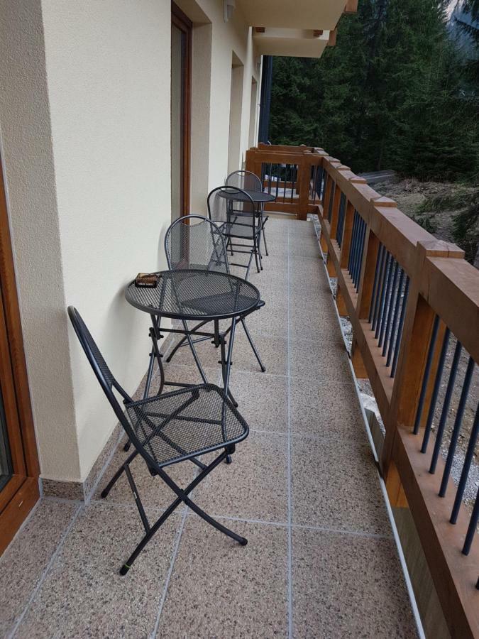 Apartman 14 Lucky Demaenovska Dolina Exteriör bild